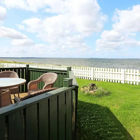 펜션 Three-bedroom Holiday In 14