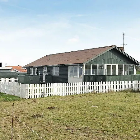 펜션 Three-bedroom Holiday In 14 Vinderup