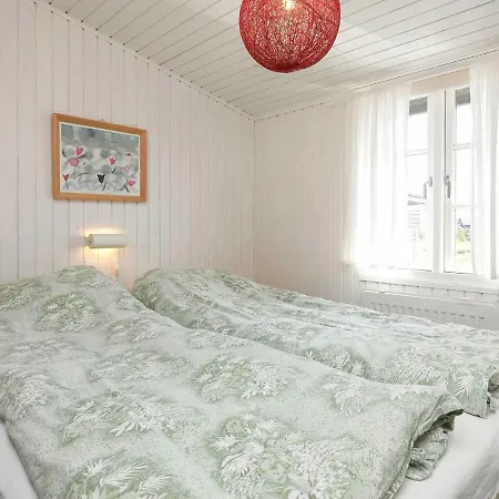 Three-bedroom Holiday In 14 Vinderup