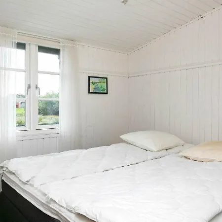 펜션 Three-bedroom Holiday In 14