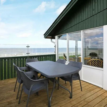 펜션 Three-bedroom Holiday In 14 Vinderup
